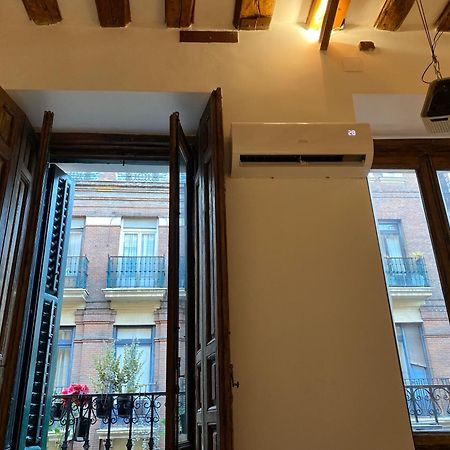 Hortaleza 4, Preciso Estudio En Chueca Junto A La Gran Via De Madrid Exterior photo