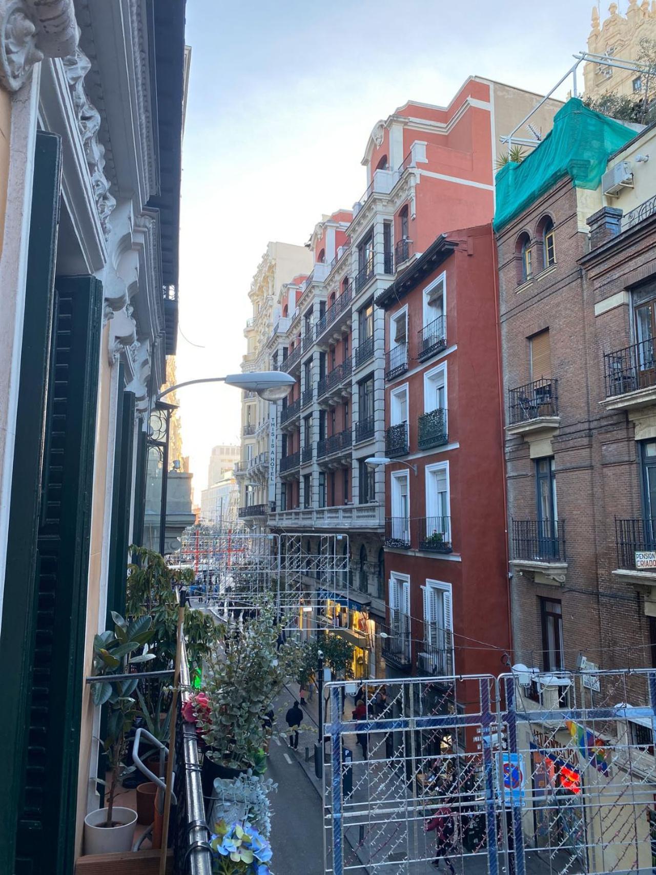 Hortaleza 4, Preciso Estudio En Chueca Junto A La Gran Via De Madrid Exterior photo