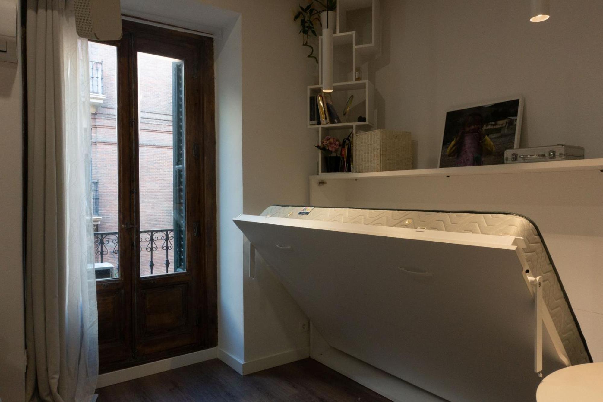 Hortaleza 4, Preciso Estudio En Chueca Junto A La Gran Via De Madrid Exterior photo