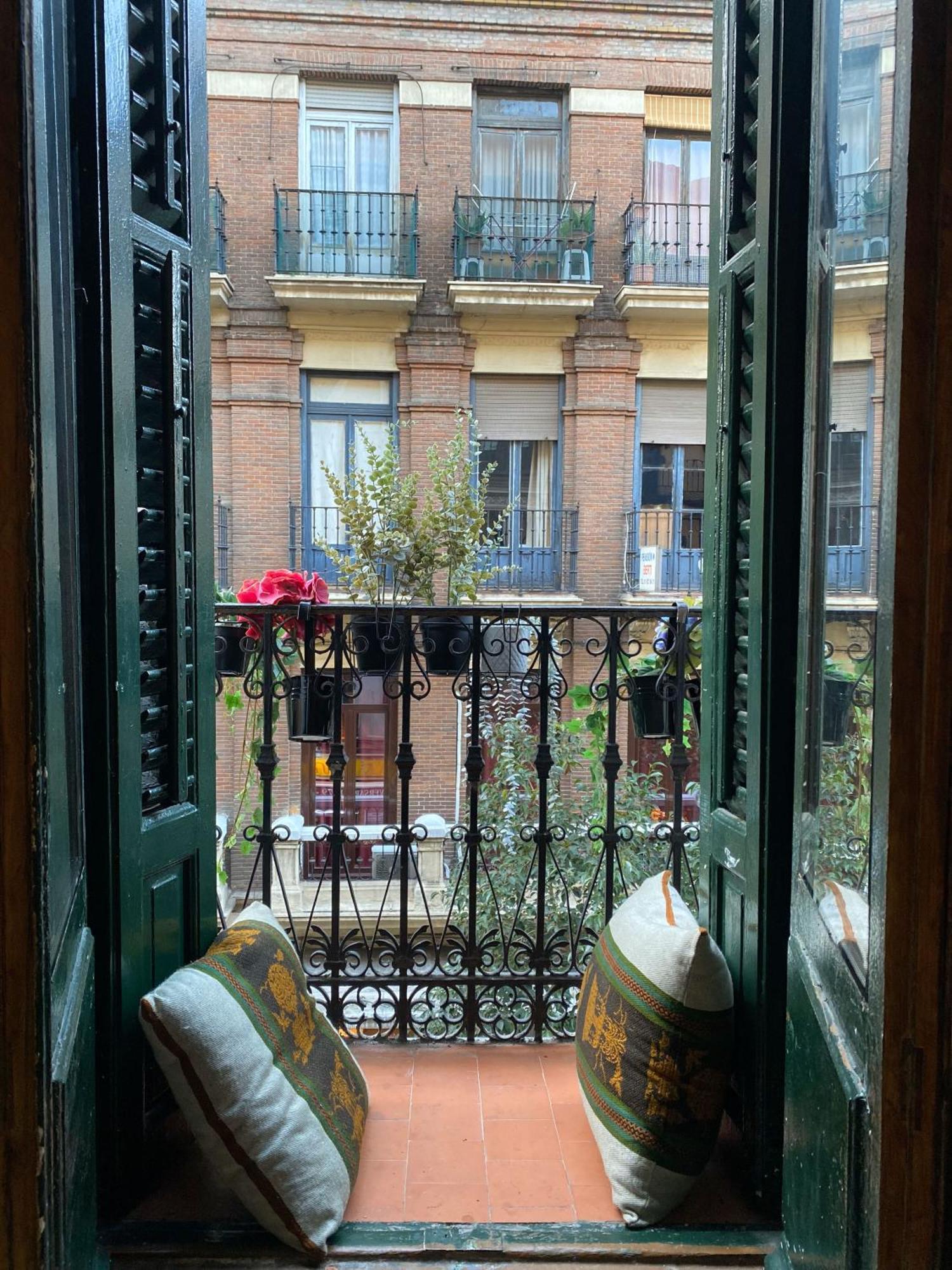 Hortaleza 4, Preciso Estudio En Chueca Junto A La Gran Via De Madrid Exterior photo